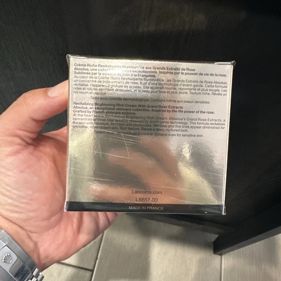 Lancôme Absolue Revitalizing Brightening Rich Cream 60ml/2oz - Picture 4 of 5